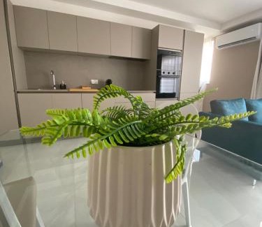 Qawra Apartment | MIA White Luxury Suite - Topfloor two bed in Qawra