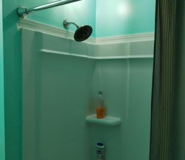 Galesburg House | Miah Accommodation