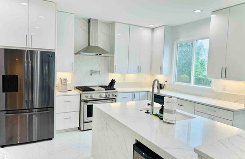 Dilworth House | Miami Escape w/Pool & Hot Tub