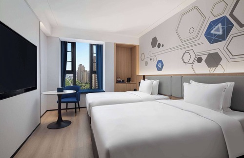 Yu Hua Hotel | Microtel By Wyndham Changsha South Railway Station