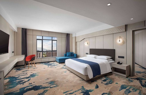 Yuancheng District Hotel | Microtel By Wyndham Heyuan