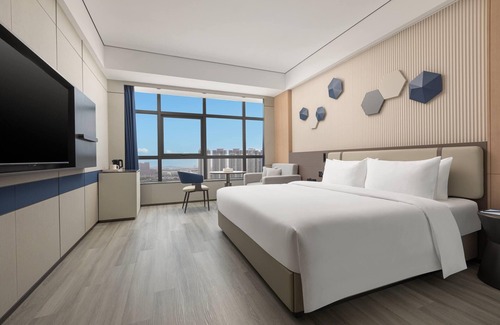 Maonan District Hotel | Microtel BY Wyndham Maoming Dianbai