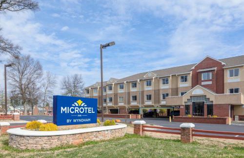 Cornelius Hotel | Microtel Inn by Wyndham Lake Norman