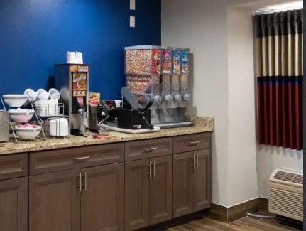 Springfield Hotel | Microtel Inn & Suites by Wyndham Springfield