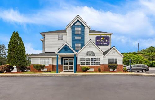 Norcross Hotel | Microtel Inn & Suites by Wyndham Norcross