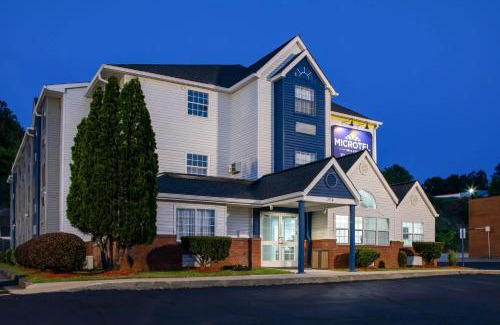Norcross Hotel | Microtel Inn & Suites by Wyndham Norcross