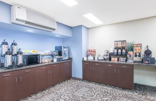 Waterloo Hotel | Microtel Inn & Suites by Wyndham Seneca Falls