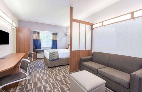 Cadiz Hotel | Microtel Inn & Suites By Wyndham Cadiz