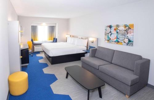 Springville Hotel | Microtel Inn & Suites Springville