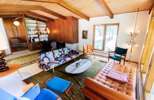 Plymouth House | Mid-Century Lakefront Haven Near Wayzata
