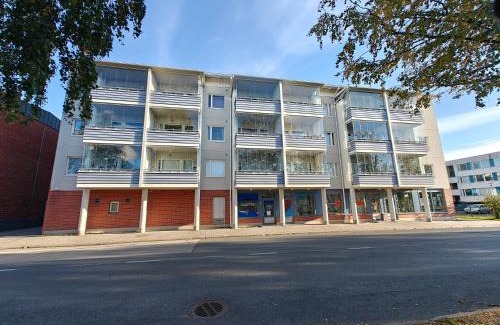 Kemi Apartment | Mid Haven Cozy Apartment with Sauna, Glassed Balcony and Free Parking