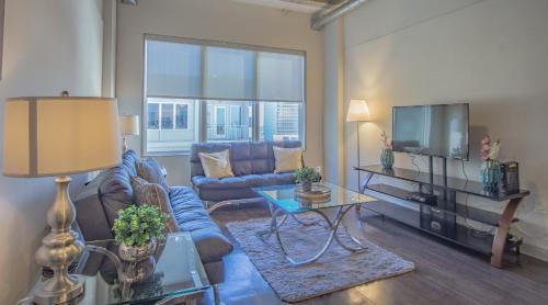 SoNo Apartment | Midtown 1BR Fully Furnished Apartment - Great Location! apts