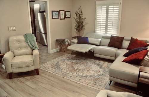 Tulsa House | Midtown Cottage, unique stone patio, family-dog friendly newly remodeled.