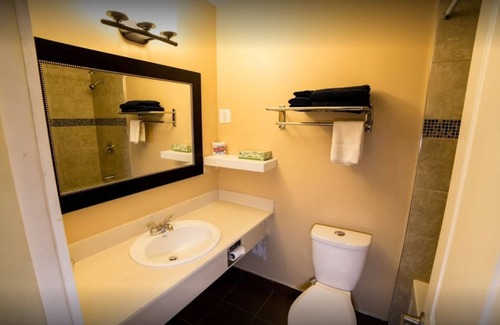 Brandon Hotel | Midway Motel