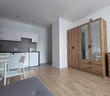 Krasnik Apartment | Mieszkanie dla dwojga Niepodległości