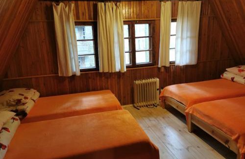 Sobotka Ski Chalet | Mieszko i Jagienka