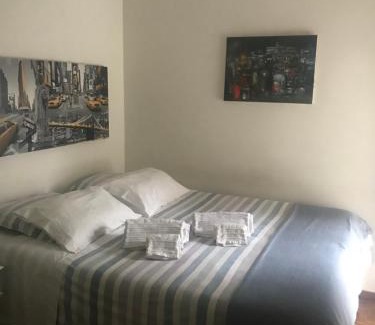 Santo Antonio dos Olivais House | Miguel Torga Room
