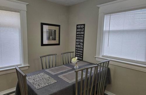 Saint John Apartment | Milford room 1