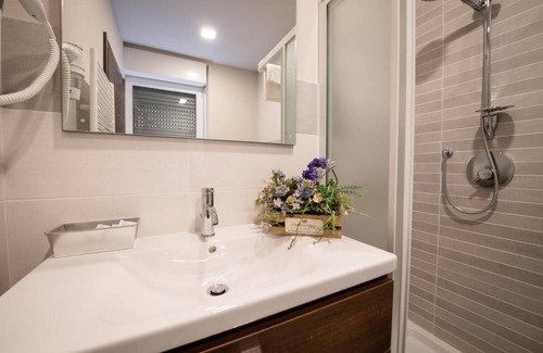 Entratico Hotel | Millaenya Inn
