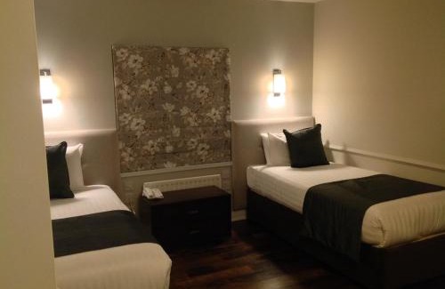 Ballynahinch Hotel | Millbrook Lodge