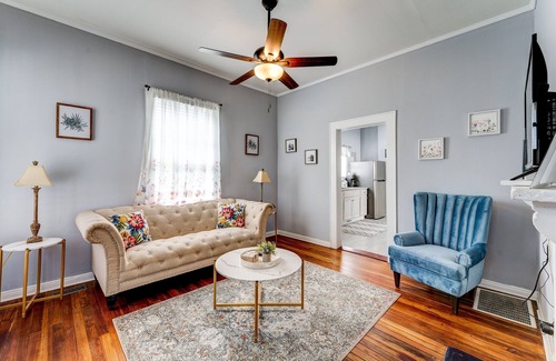 Rock Hill House | Millie the Mermaid - Renovated Mill house circa 1906 Near Winthrop