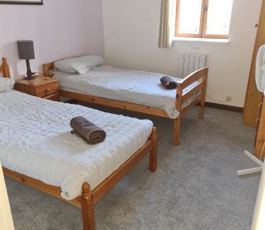 Chassenon Apartment | Millstone Gite 1, two bed apartment + shared pool
