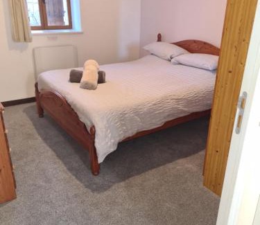 Chassenon Apartment | Millstone Gite 1, two bed apartment + shared pool