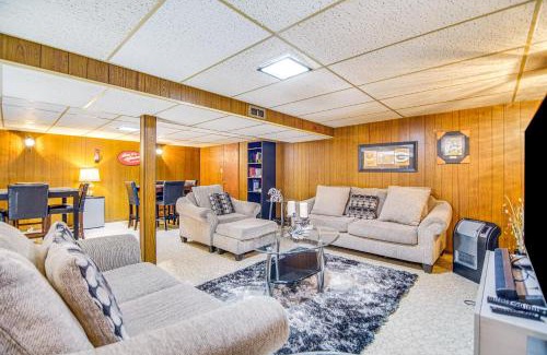 Milwaukee House | Milwaukee Home with Fire Pit about 8 Mi to Lake Michigan