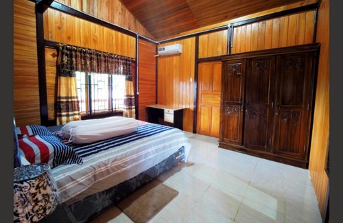 Airmadidi House | Minahasa Guest House