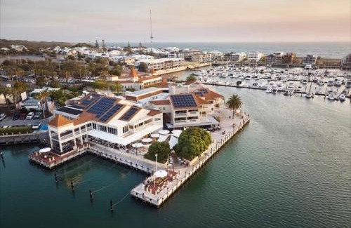 Mindarie Apartment | Mindarie beachside studio