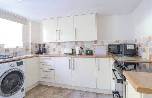 Abergele Cottage | MINFFORDD, family friendly, with open fire in Betws-Y-Coed
