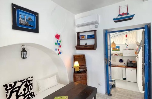 San Vincenzo Apartment | Mini apartment with charming window overlooking the sea quiet and relaxing.