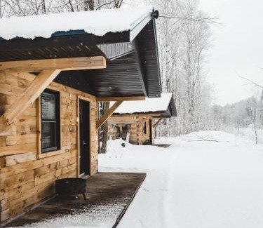 Odanak Other | Mini-Chalet - Abenaki Aventure