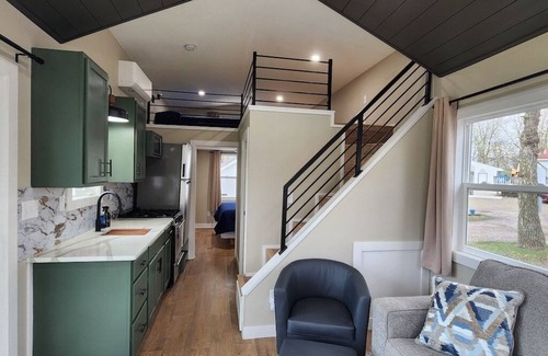 Richmond Cabin | Mini Sota - New Tiny House in located at family-friendly Riverside Resort.