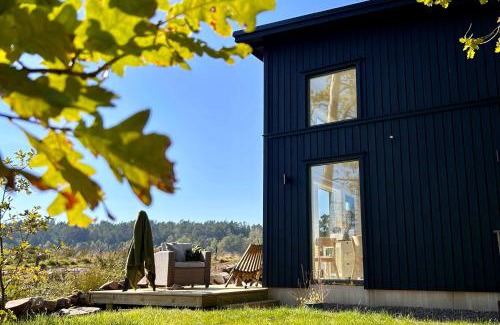 Jorlanda Apartment | Minihus med utsikt nära hav, natur och Göteborg