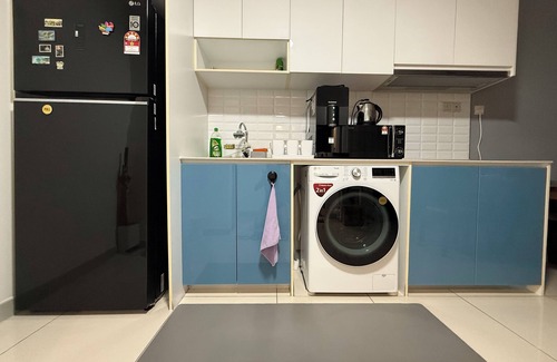 Kampung Datuk Keramat Apartment | Minimalist 1BR apartment in Kuala Lumpur with WiFi, Netflix, Water Dispenser,