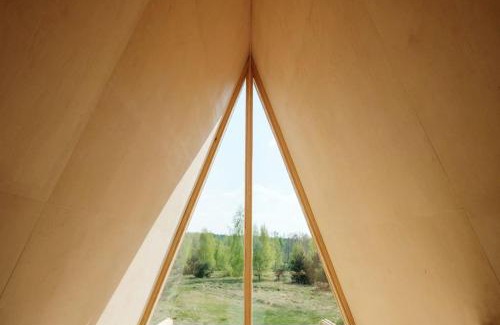 Brochow House | Minimalistyczny domek przy Kampinosie