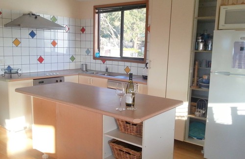 Coomba Park House | Minimbah - quiet, family friendly lakehouse