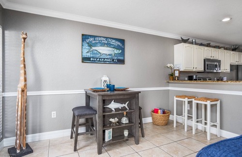 Siesta Key Village Condo | Minorga Sand Dollar on the Key