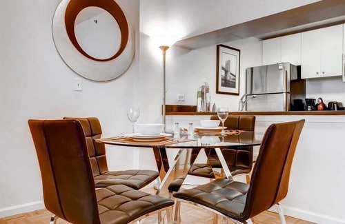 Hoboken Apartment | Mins from PATH 2 BR | Children's Playground | Gym