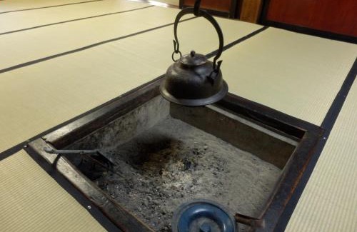 Ainokura House | Minshuku Yomoshirou