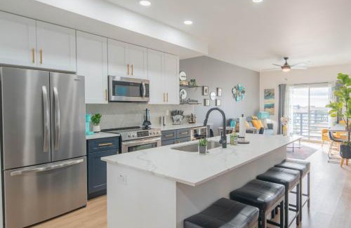 Desert View Village Apartment | Minutes from Kierland King Bed Lux Pool with View S433