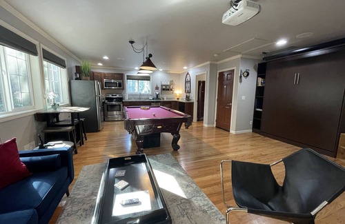 Maltby Apartment | Minutes to HUNDREDS of wine tasting rooms/wineries!