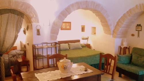 The Trulli of Alberobello House | Miratrulli Apartment & Trullo dell'Aia