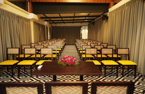 Lakkidi Hotel | Misty Queen By Dimora