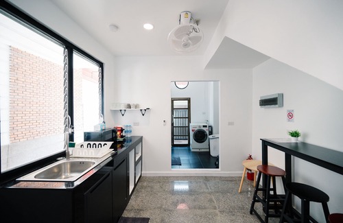 Chom Phon House | Mitt Haus BKK