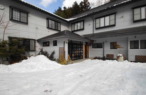 Katashina House | Mizubasho no Yado Higashi