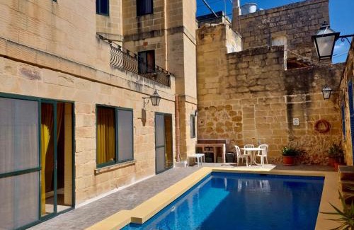 Ggantija Bed & Breakfast | MJ Farmhouse B&B