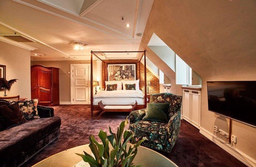 Malmo Old Town Hotel | MJ's