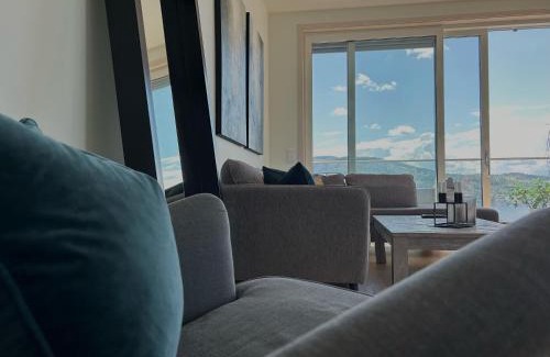 Brumunddal Apartment | MJOS TOWER - Big Apartment with lake view